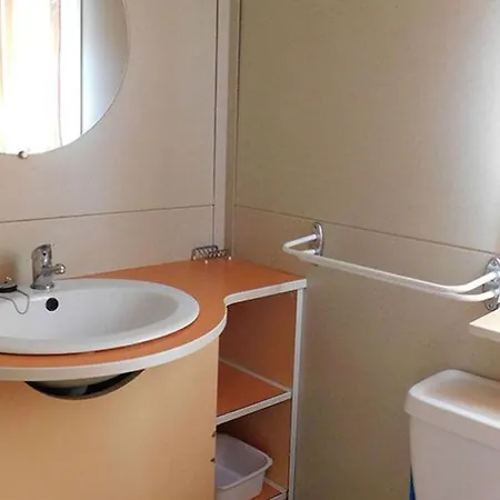 Accueillant Avec Animaux - 2 Pers. - Api-1-52-2857 Campingplads *